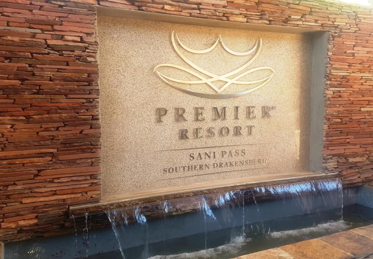 הימוויל Premier Resort Sani Pass מראה חיצוני תמונה