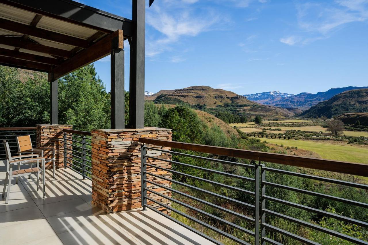 הימוויל Premier Resort Sani Pass מראה חיצוני תמונה