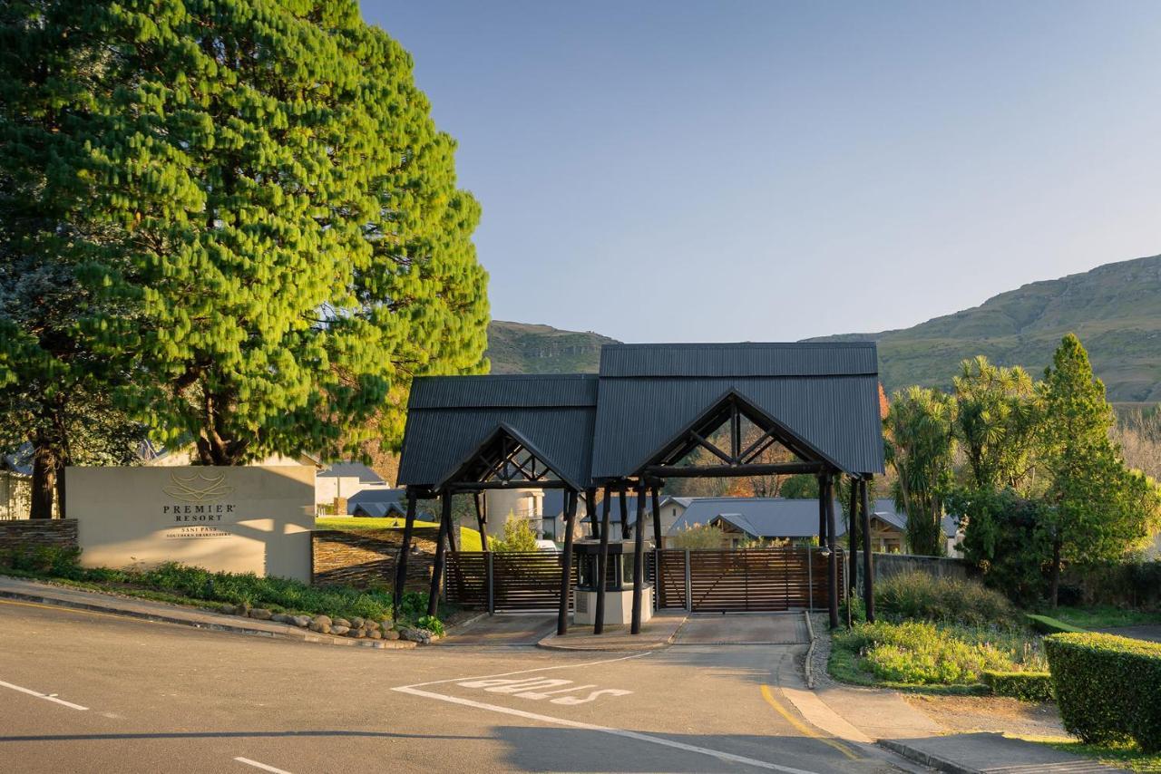 הימוויל Premier Resort Sani Pass מראה חיצוני תמונה