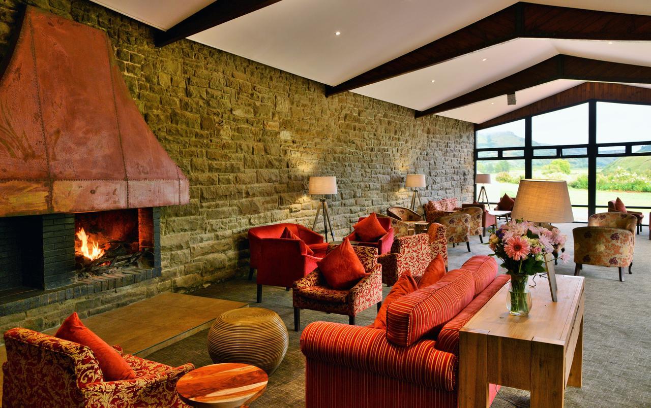 הימוויל Premier Resort Sani Pass מראה חיצוני תמונה