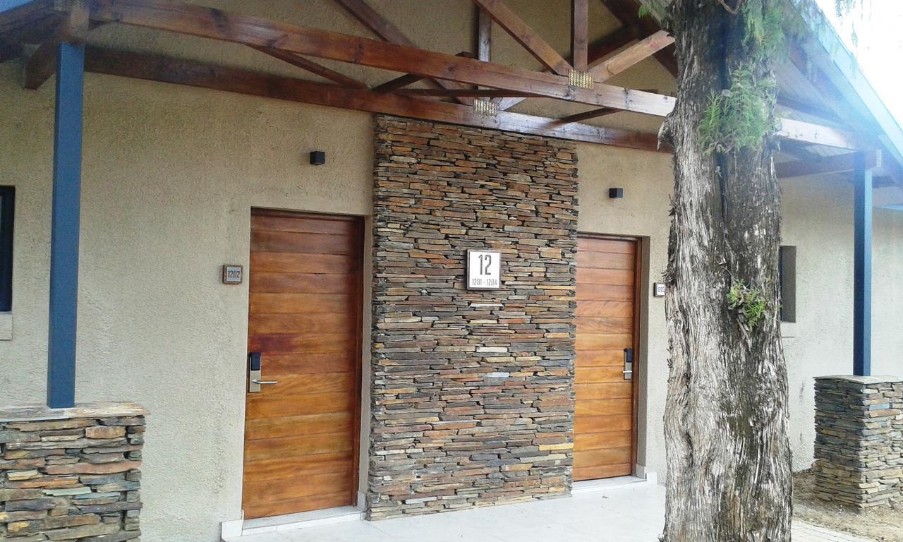 הימוויל Premier Resort Sani Pass מראה חיצוני תמונה