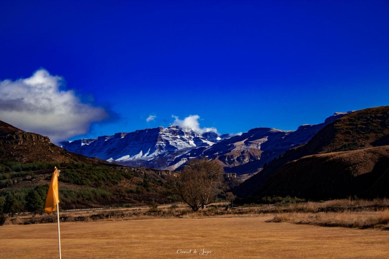 הימוויל Premier Resort Sani Pass מראה חיצוני תמונה