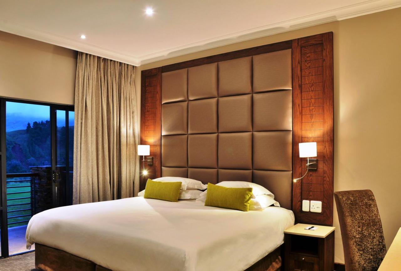 הימוויל Premier Resort Sani Pass מראה חיצוני תמונה
