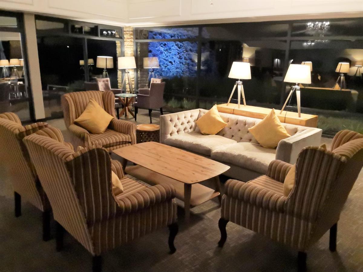 הימוויל Premier Resort Sani Pass מראה חיצוני תמונה